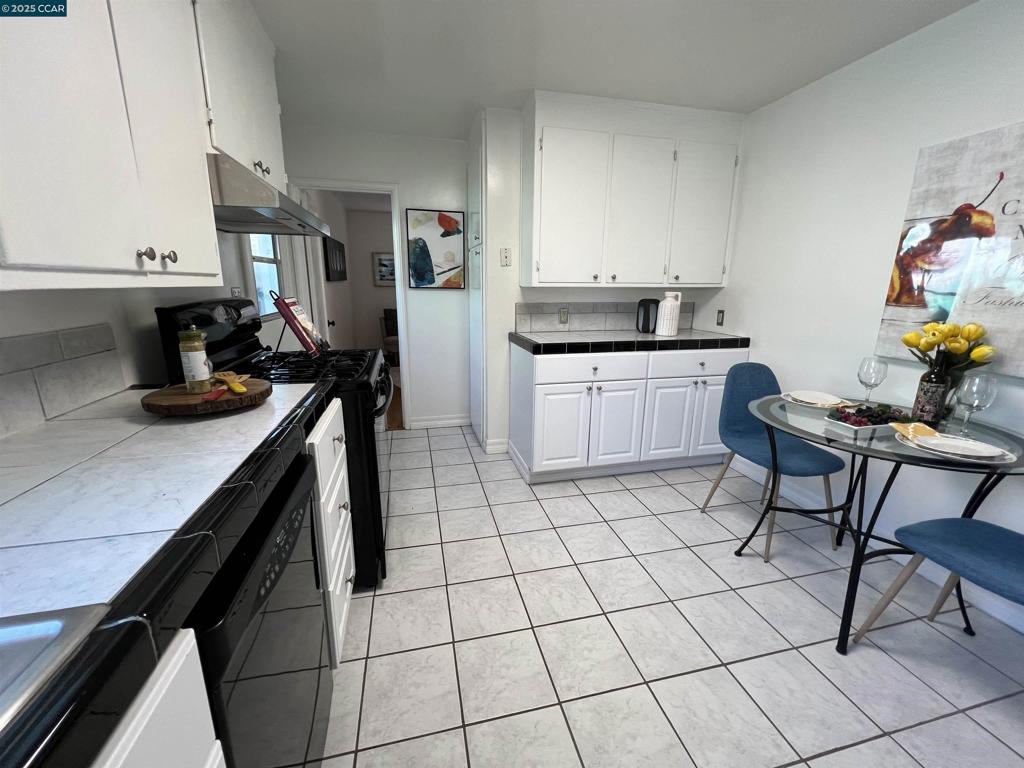 N.BERKELEY TERR - Residential