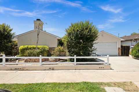 Photo of 6832 Cartwright ST, San Diego, CA 92120 (MLS # 260019796SD)
