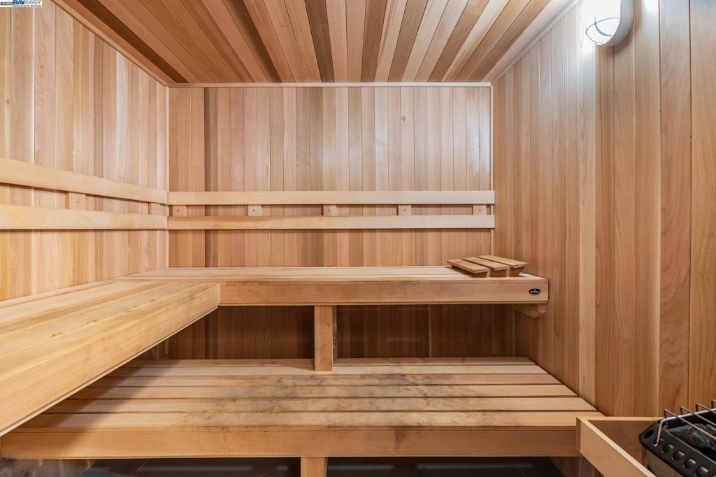 PARK WEBSTER - Residential