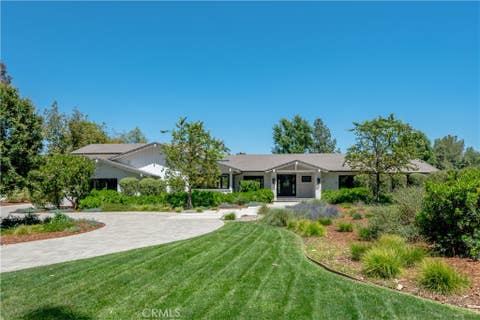 Photo of 24884 JIM BRIDGER Road, Hidden Hills, CA 91302 (MLS # SR26110764)