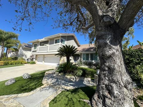 Photo of 3316 Montagne Way, Thousand Oaks, CA 91362 (MLS # 226003016)