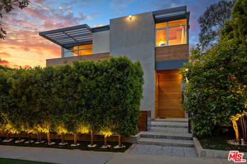 13213 Rose Avenue Los Angeles CA 90066