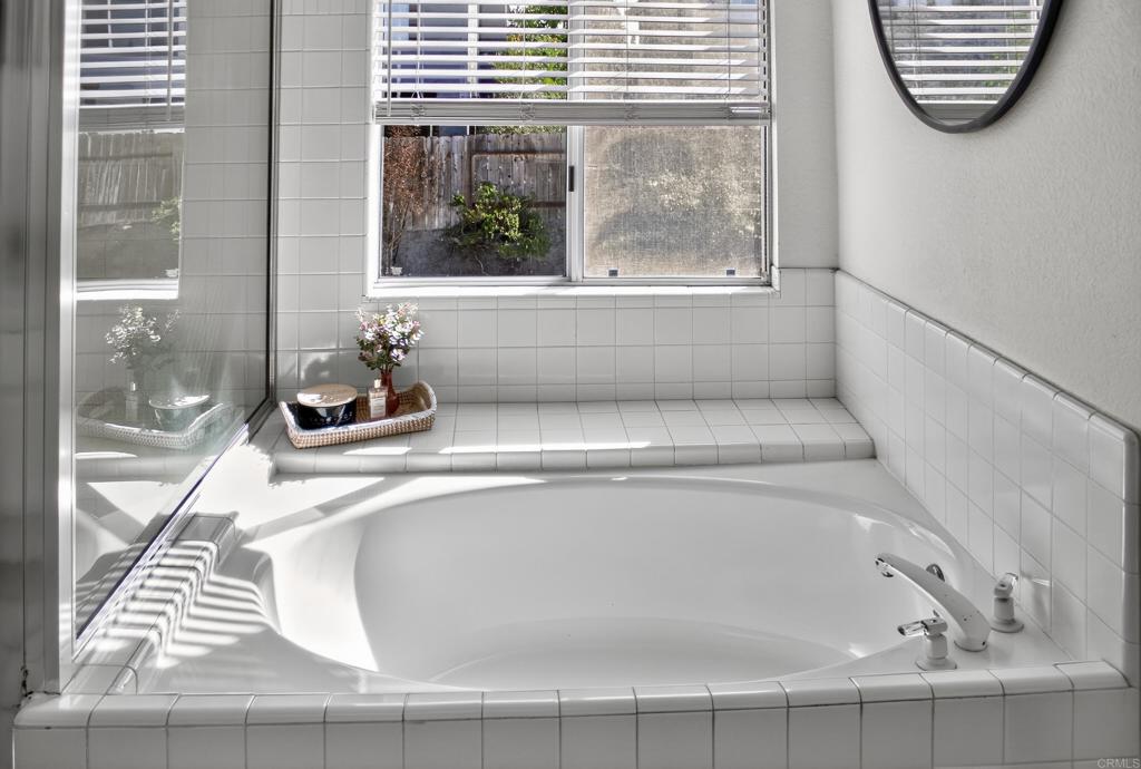 Rancho Del Oro (34024) - Residential