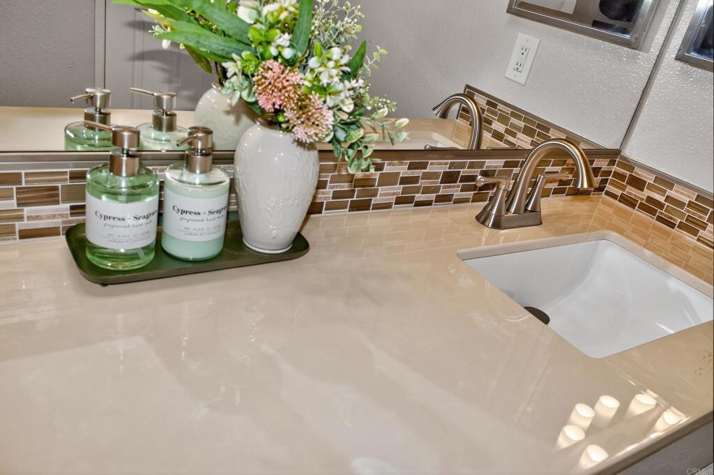 Rancho Del Oro (34024) - Residential