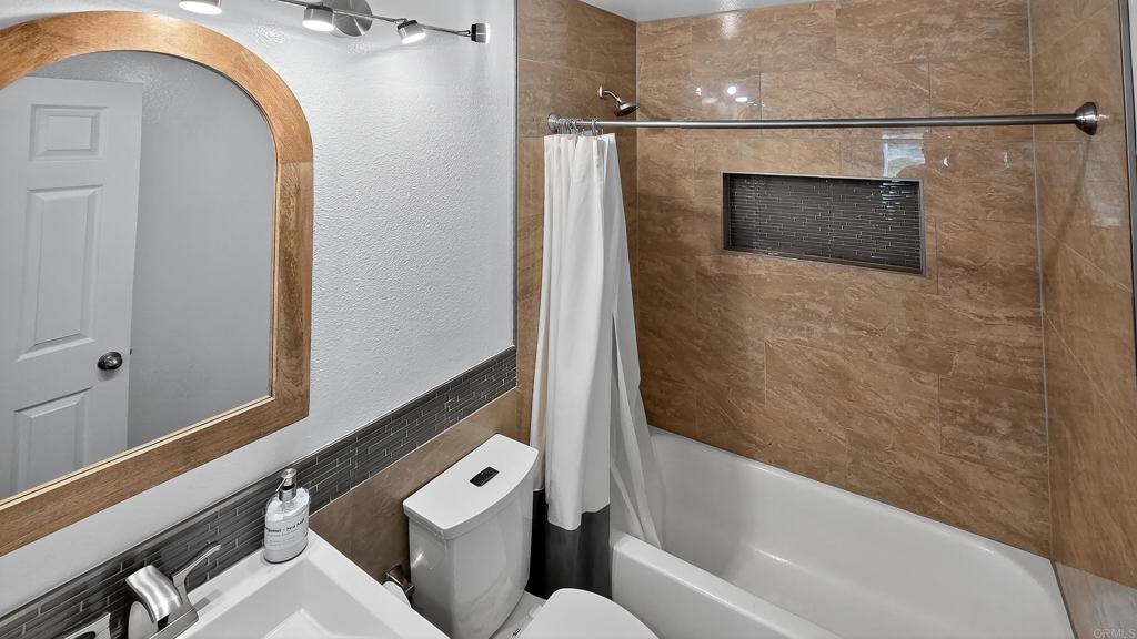 Rancho Del Oro (34024) - Residential