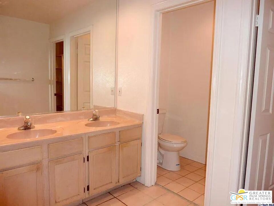 1655 Glendale- Rossmoyne - Residential Lease