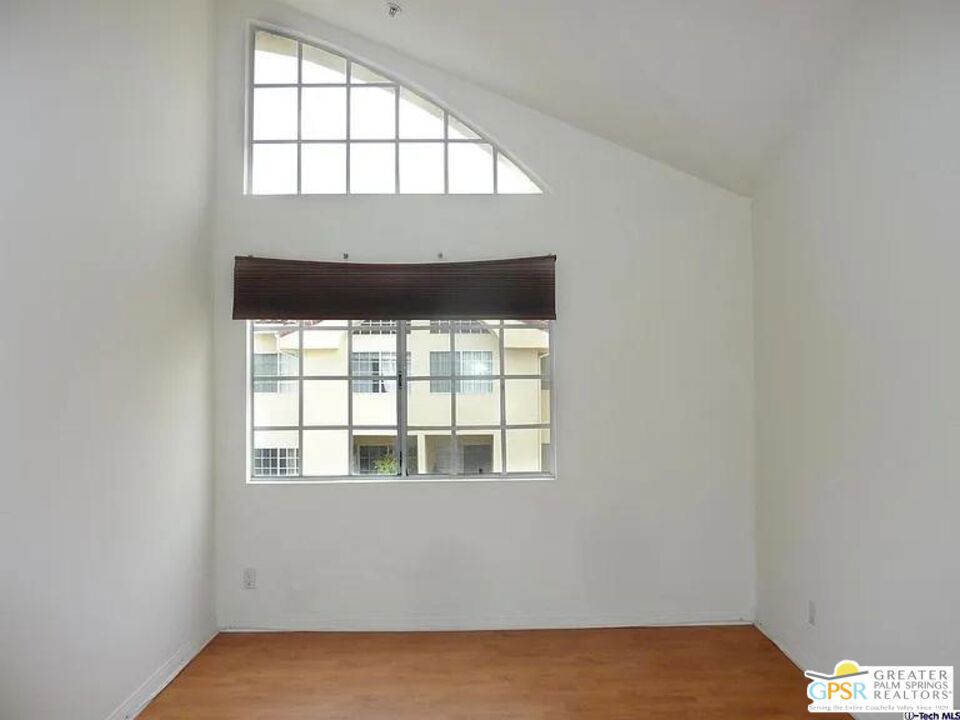 1655 Glendale- Rossmoyne - Residential Lease