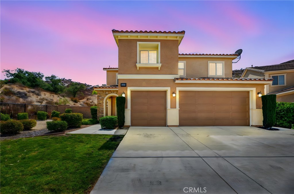 Better than new and tucked away on a quiet cul-de-sac, this Canyon Hills stunner has it all! Sitting on a large lot with no rear neighbors and brand-new landscaping, the home welcomes you with an open floor plan and modern upgrades throughout. The heart of the home is the chef’s kitchen featuring an oversized island, endless counter space, and seamless flow into the dining and living areas—perfect for entertaining.
Downstairs offers a private office (optional 5th) plus a bedroom and full bathroom, ideal for guests or multi-generational living. Upstairs, you’ll find 3 spacious bedrooms, a versatile loft(optional 5th), laundry room, and a luxurious primary suite with two walk-in closets and a spa-like bath.
Enjoy the outdoors with a spacious backyard, room for gatherings, and privacy all around. Living in Canyon Hills means resort-style amenities at your fingertips—three community pools, spa, clubhouse, sports park, multiple parks, and scenic walking trails.
Don’t miss this rare opportunity to own in one of Lake Elsinore’s most sought-after neighborhoods!