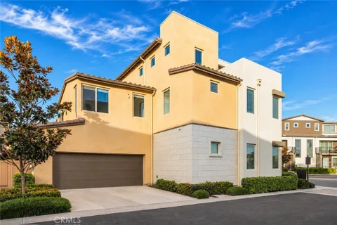 MLS: OC26223704