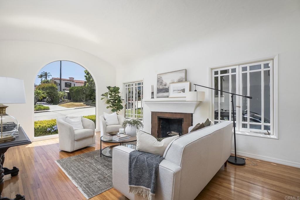3120 Curtis