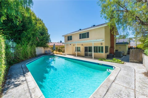 Photo of 1215 W Bloomwood Road, Rancho Palos Verdes, CA 90275 (MLS # SB26146909)
