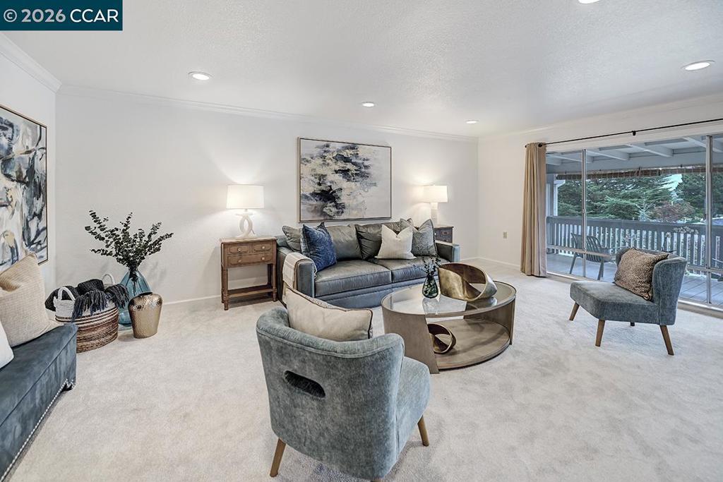 2400 Pine Knoll 3