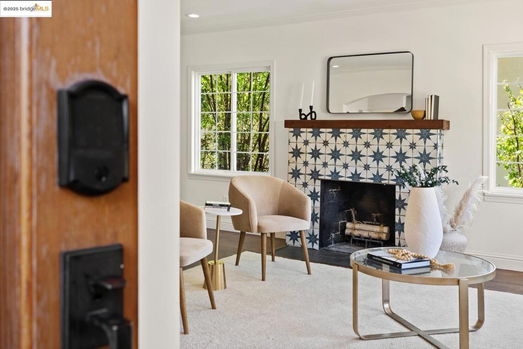 CROCKER HGHLANDS - Residential