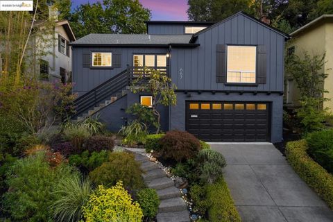 Photo of 667 Mandana Blvd, Oakland, CA 94610 (MLS # 41116448)