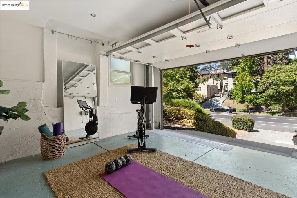 CROCKER HGHLANDS - Residential