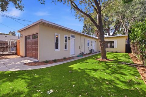 Photo of 2318 Palo Verde Avenue, East Palo Alto, CA 94303 (MLS # ML82053854)