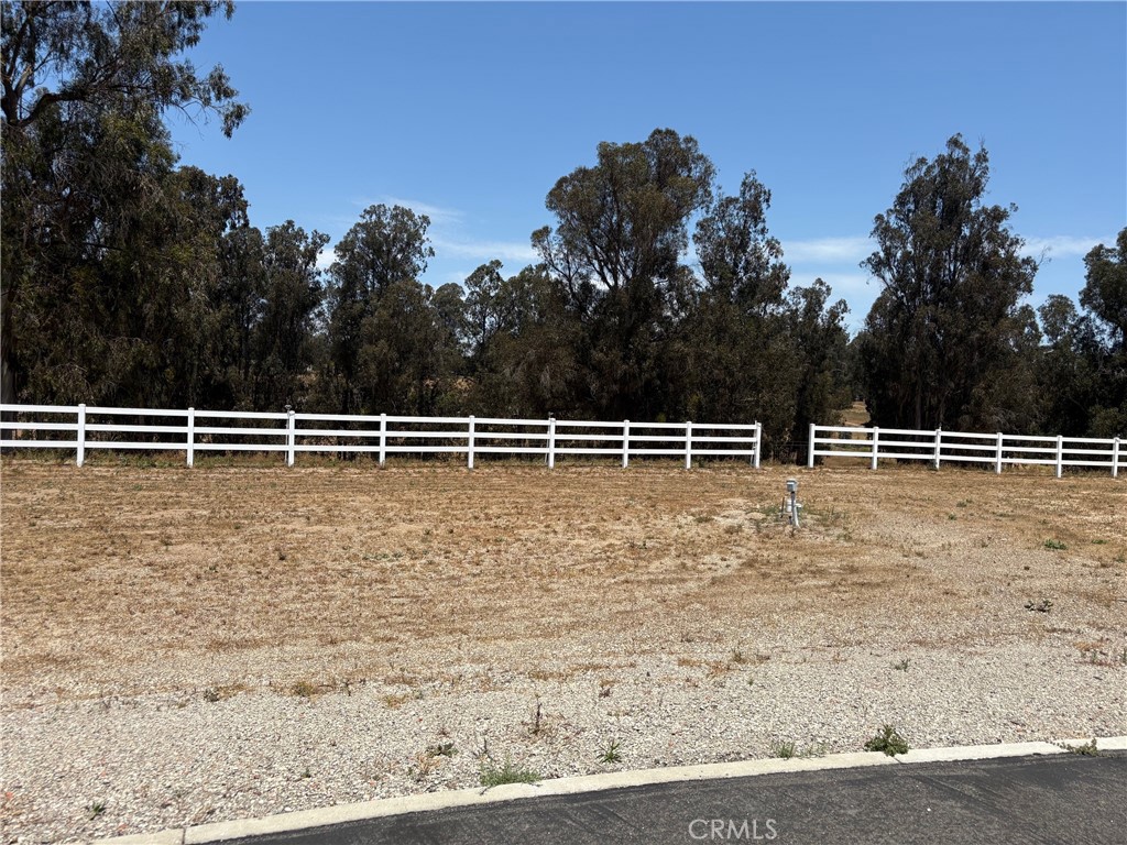 1225 Dawn Road