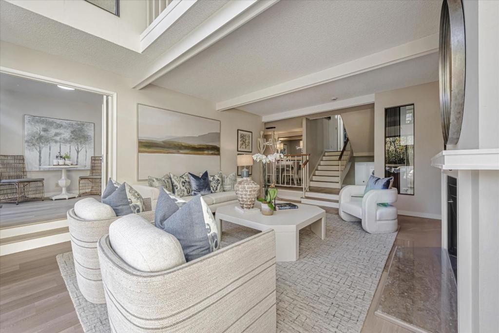 504 Sand Hill Circle