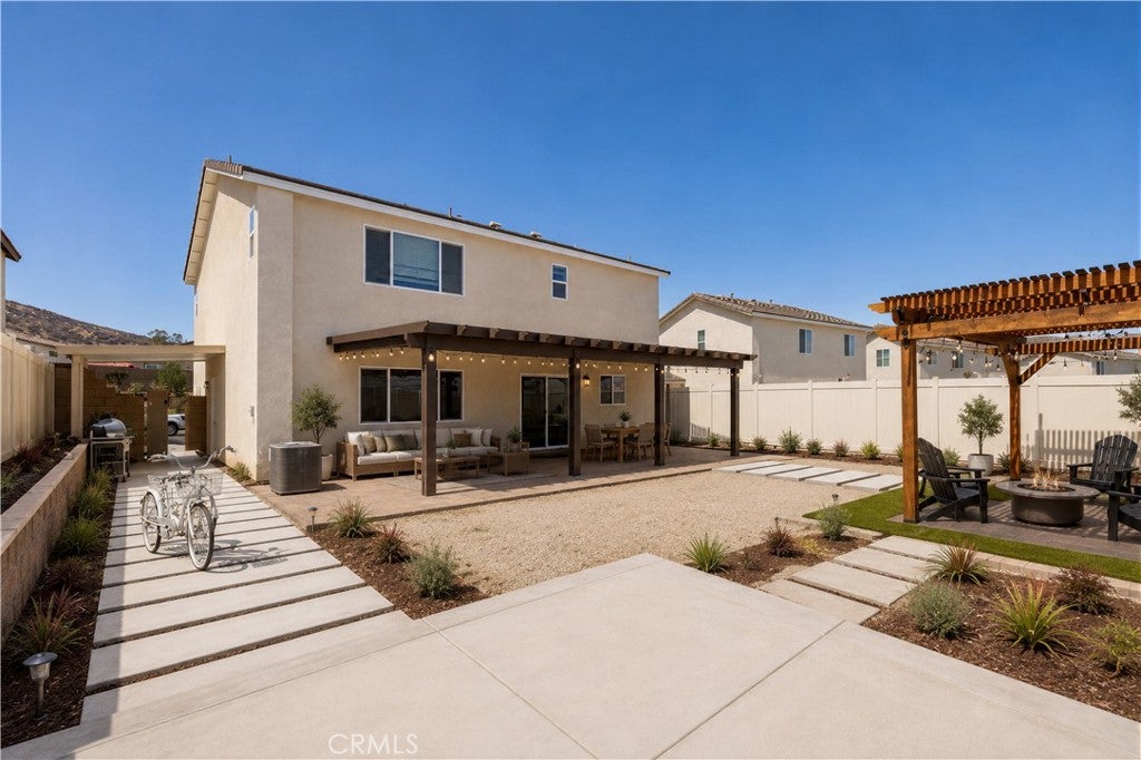 32106 Prairie Crossing