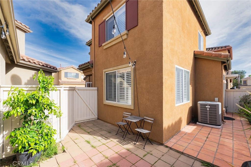 51 Calle De Los Ninos