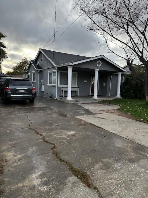 Properties 2 369 Doris Avenue