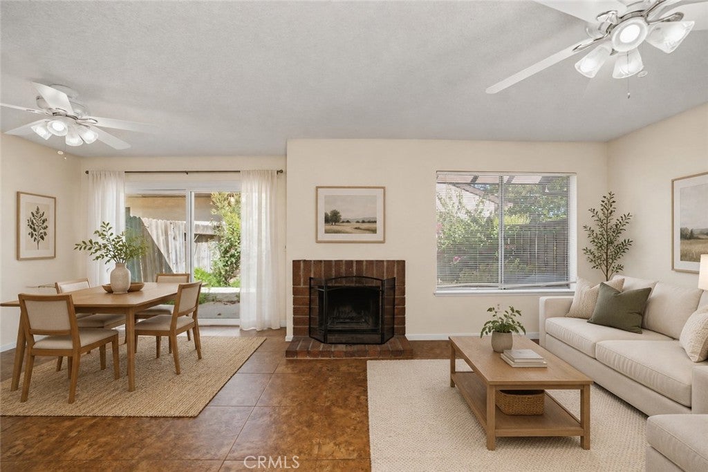 1251 Bonnie Glen Lane