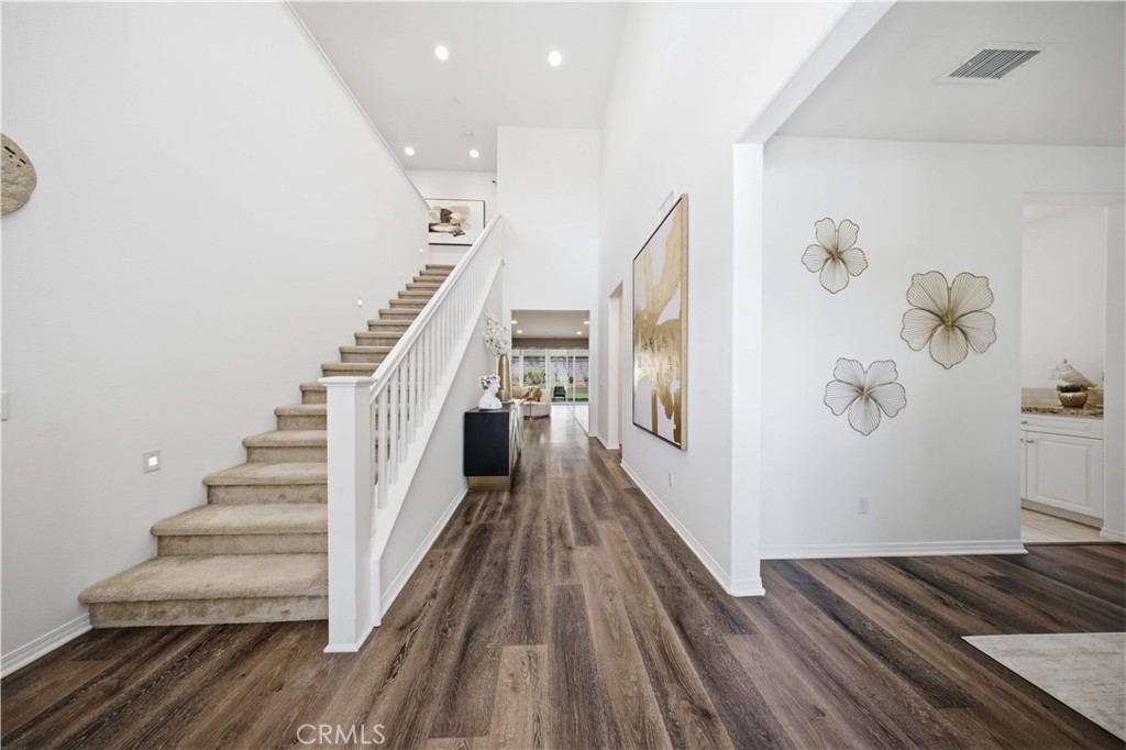 3401 E Rutherford