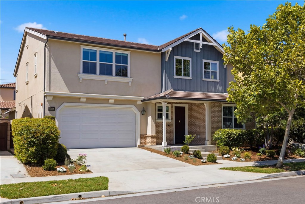3401 E Rutherford
