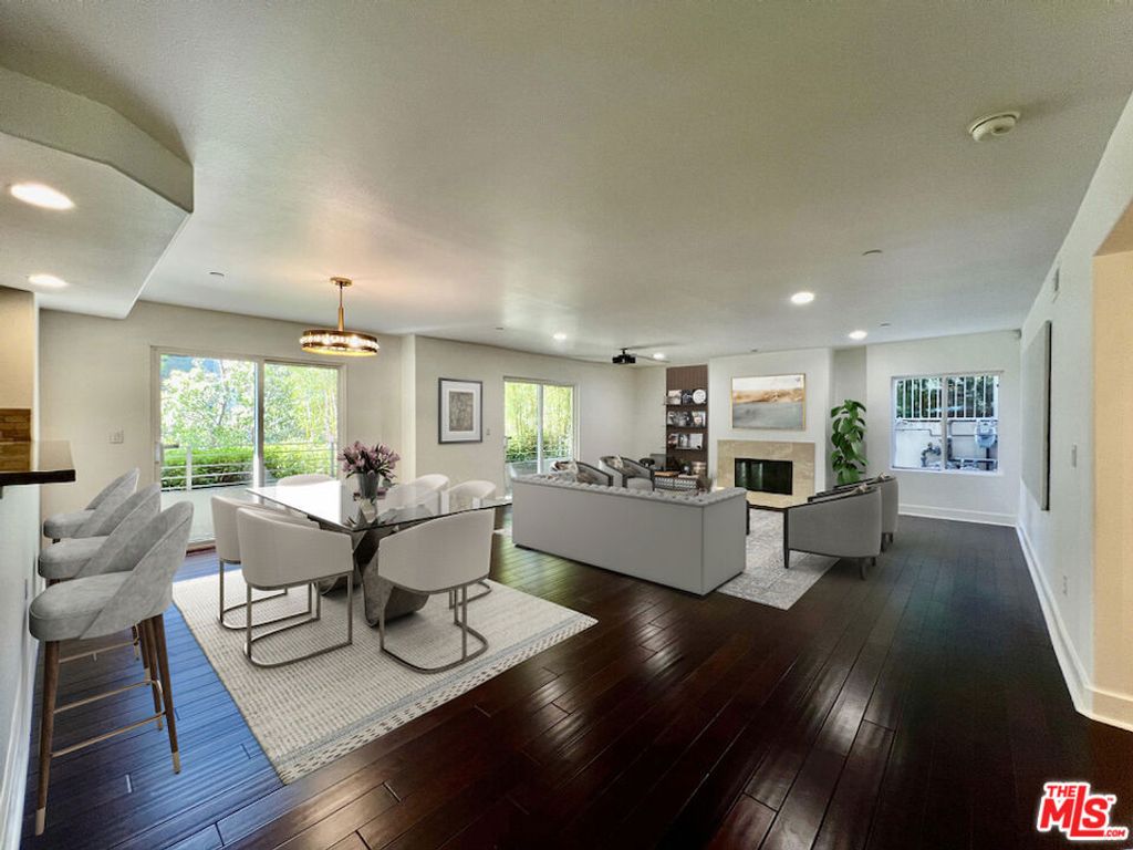 Photo of 7249 Franklin Avenue #101, Los Angeles, CA 90046 (MLS # 25548573)