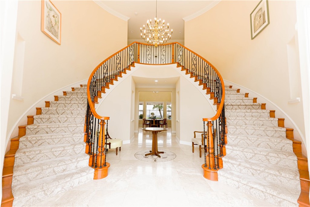 3313 Gardenia Lane