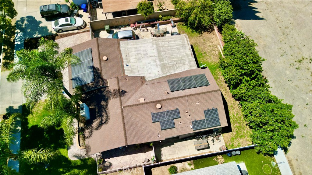 2152 S Cherry