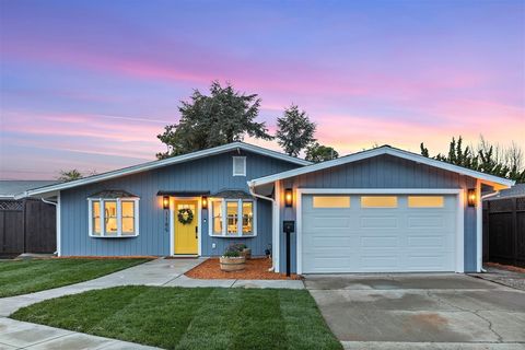 Photo of 1189 1189 Skylake Ct Ct, Sunnyvale, CA 94089 (MLS # 41123917)
