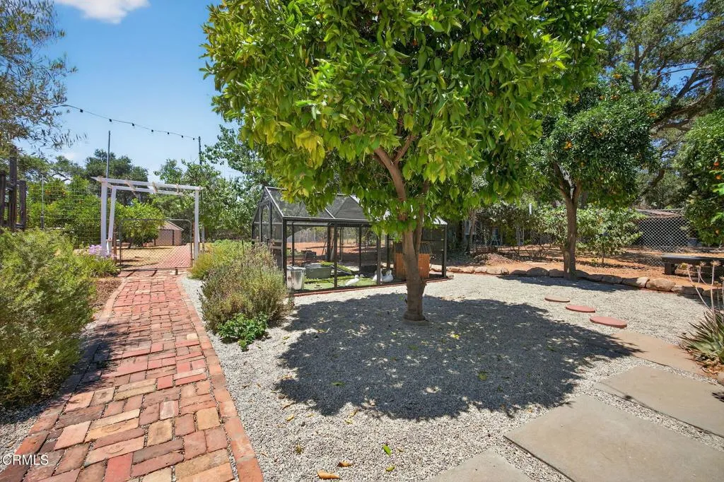 Ojai, California 93023, United States, 3 Bedrooms Bedrooms, ,3 BathroomsBathrooms,Residential,Active,170459