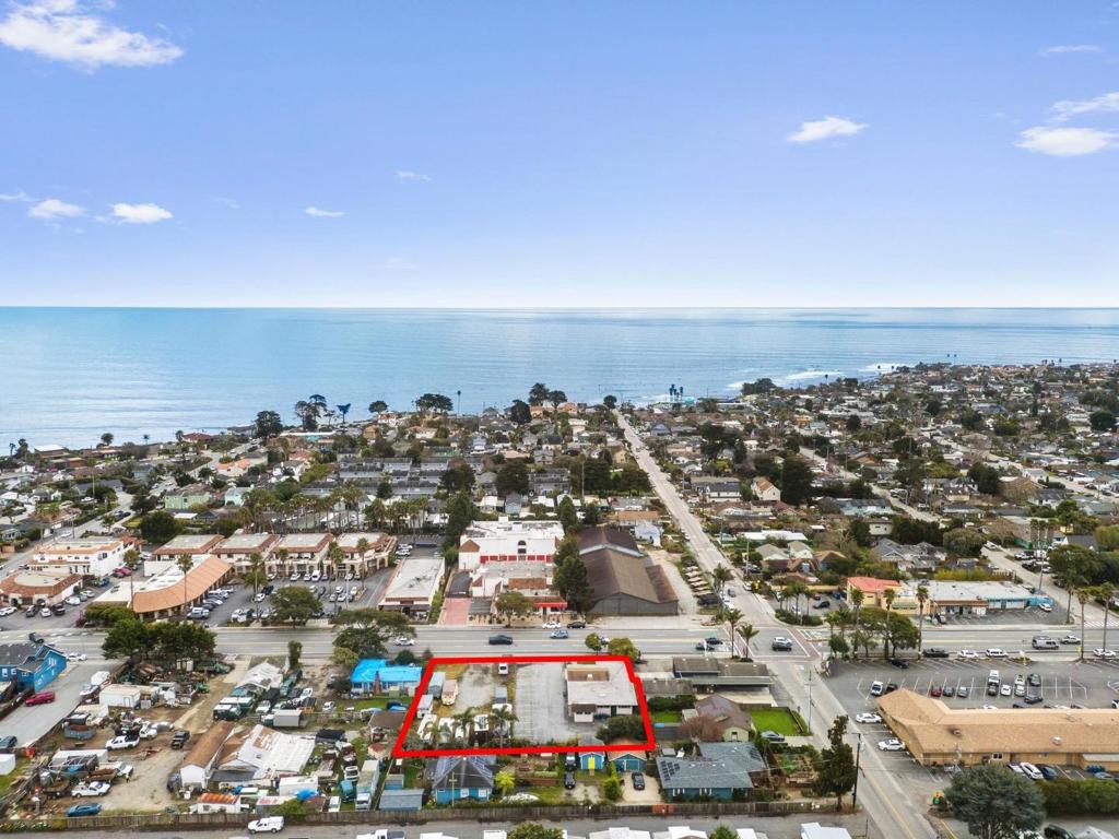 3811 Portola Drive