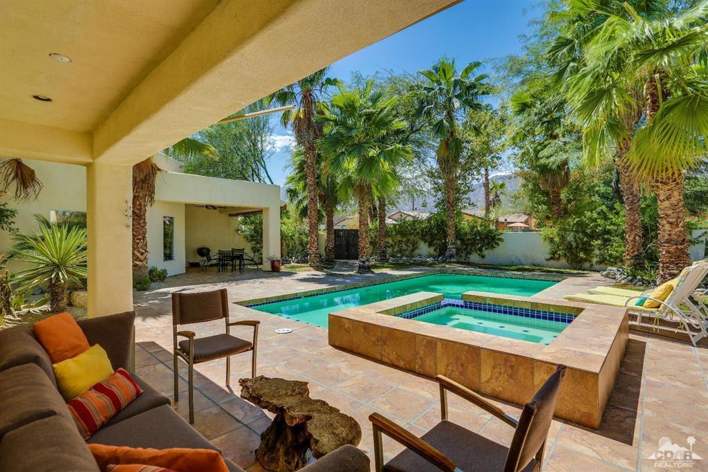 La Quinta Cove - Residential