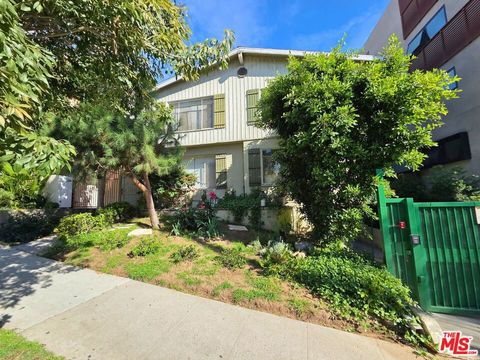 Photo of 920 Westbourne Drive #10, West Hollywood, CA 90069 (MLS # 26647505)