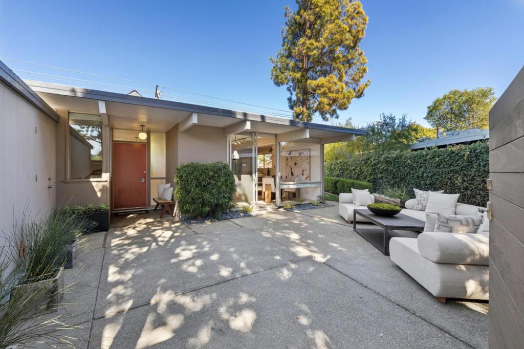 Properties 1 1480 Chukar Court