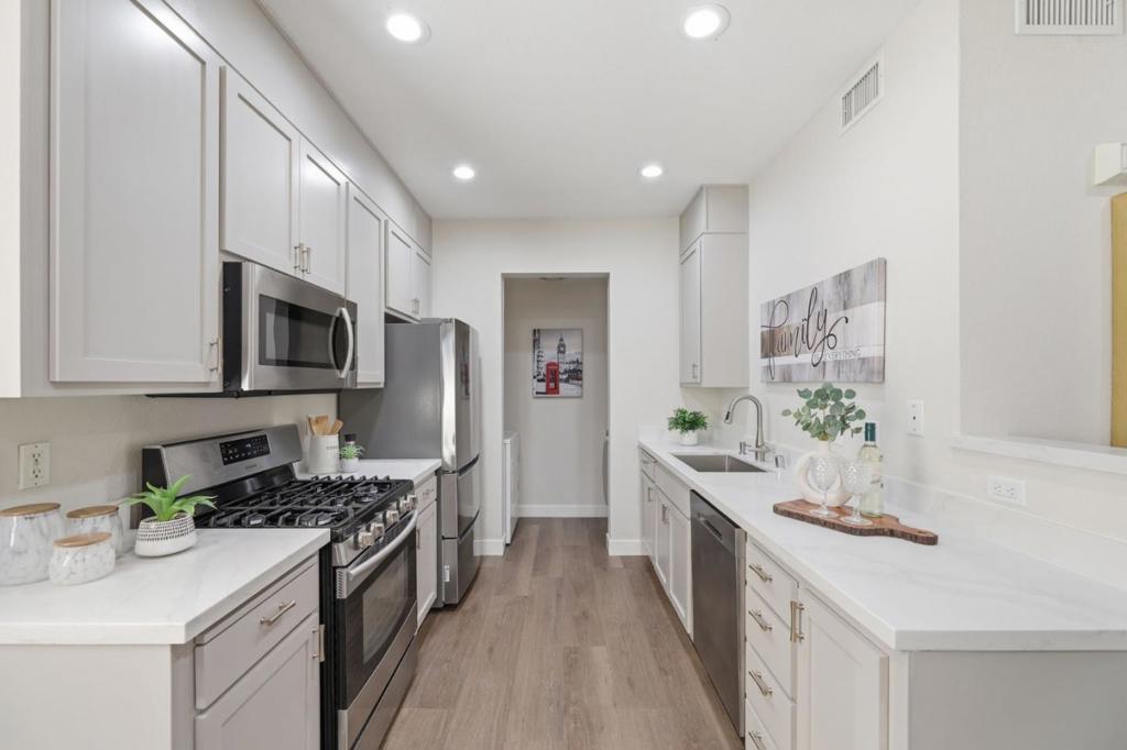 2177 Alum Rock Avenue 111