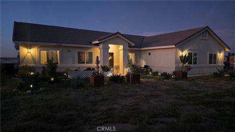 Photo of 7180 Solano Rd, Phelan, CA 92371 (MLS # IV26058762)