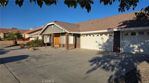 Photo of 13863 Choco Rd, Apple Valley, CA 92307 (MLS # HD25246336) Photo of 13863 Choco Rd, Apple Valley, CA 92307 (MLS # HD25246336)