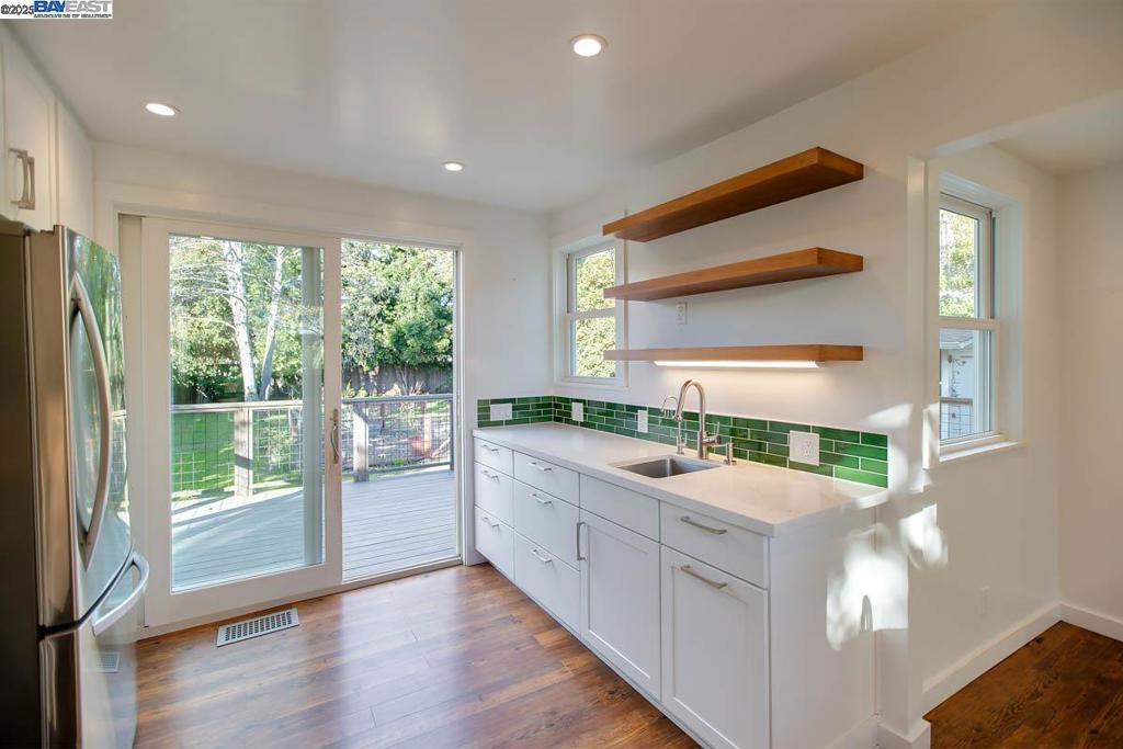 WEST END - Residential