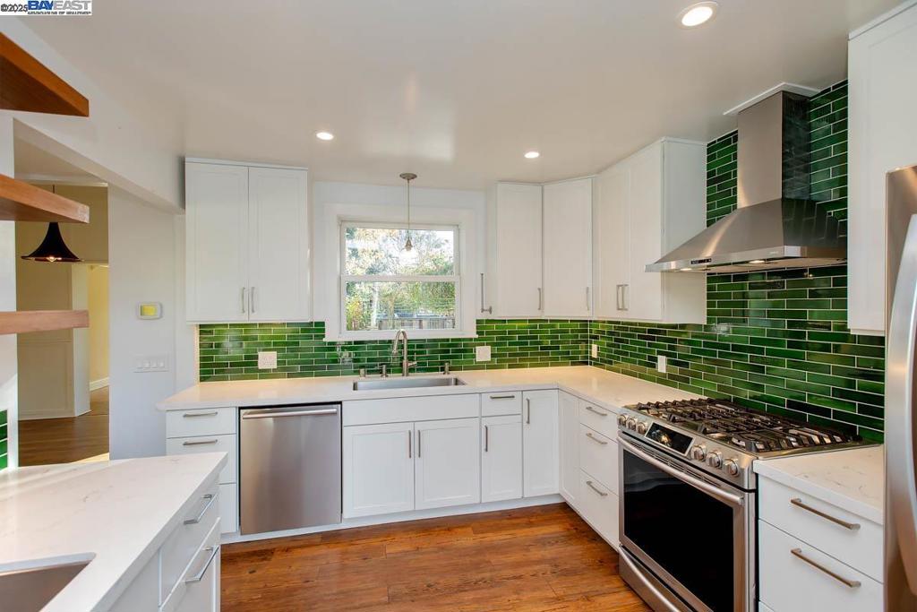 WEST END - Residential