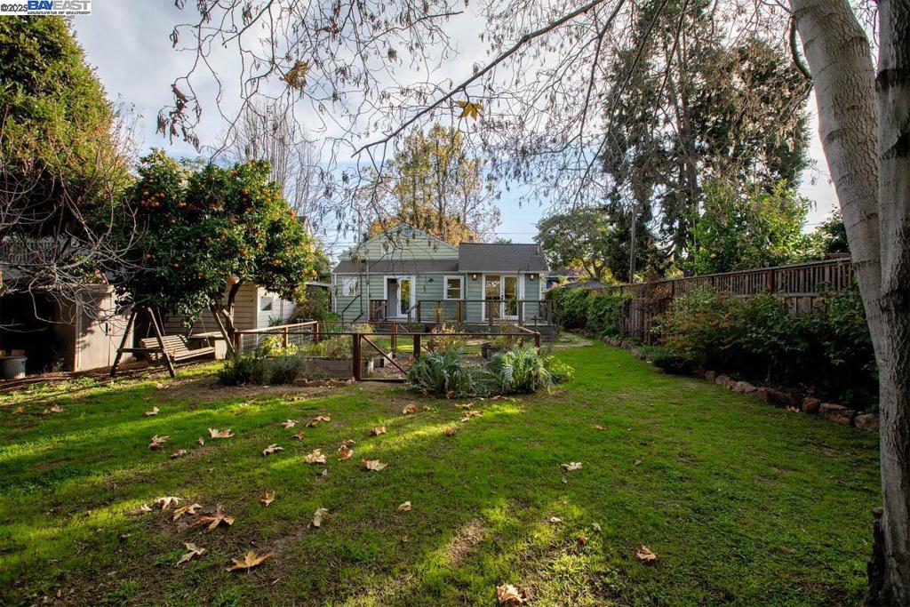 WEST END - Residential