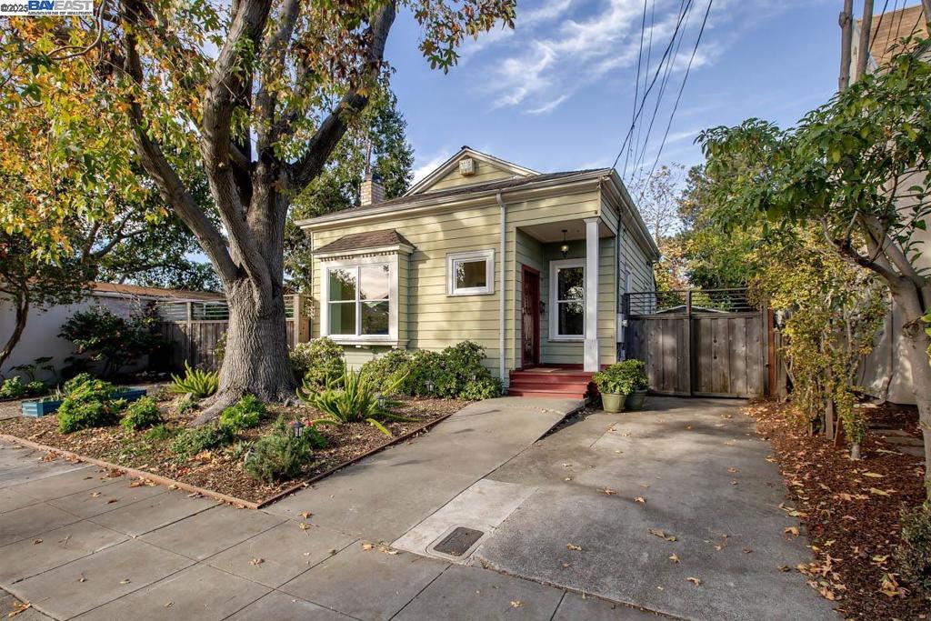 WEST END - Residential