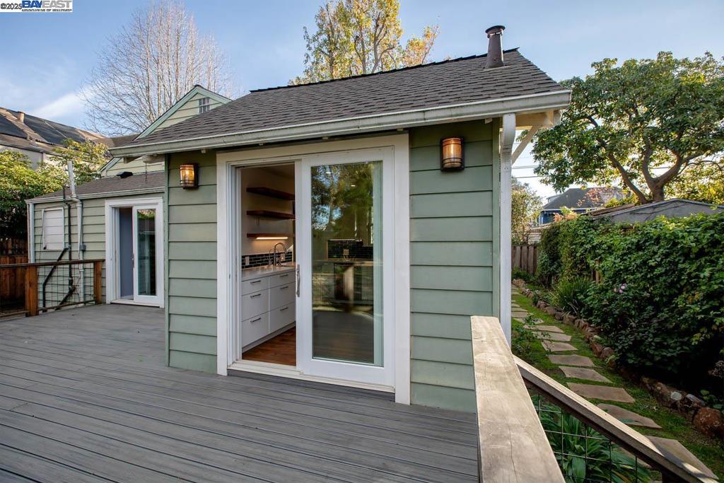 WEST END - Residential