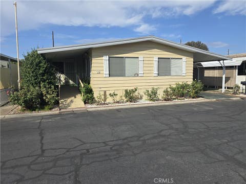 Photo of 1499 Old Mountain Avenue #32, San Jacinto, CA 92583 (MLS # SW26180356)