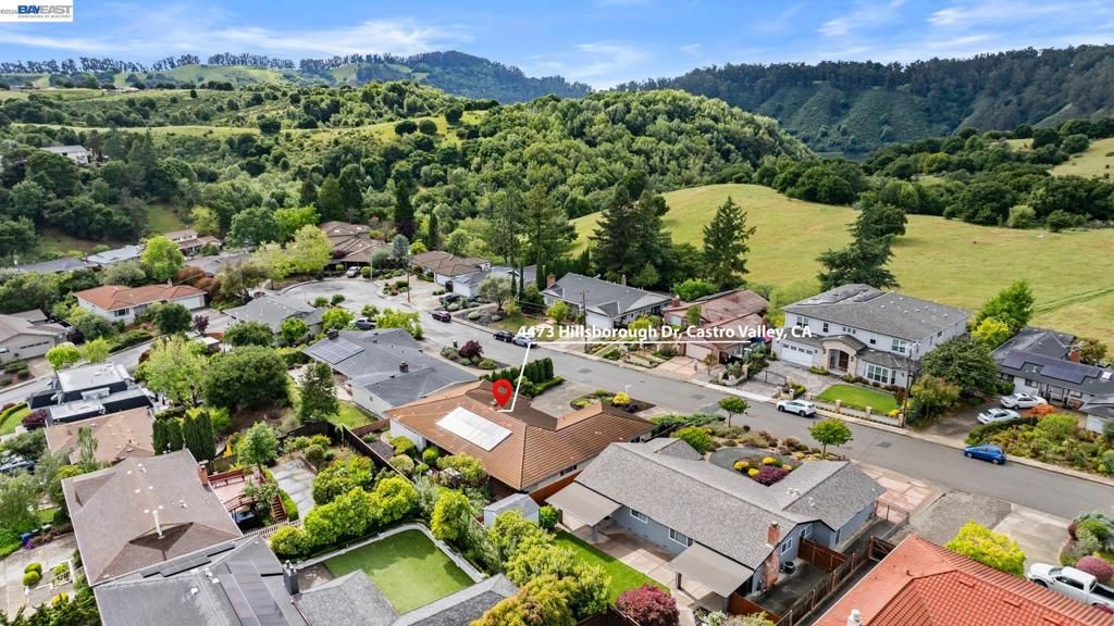 Photo of 4473 Hillsborough Dr Dr, Castro Valley, CA 94546 (MLS # 41131303)