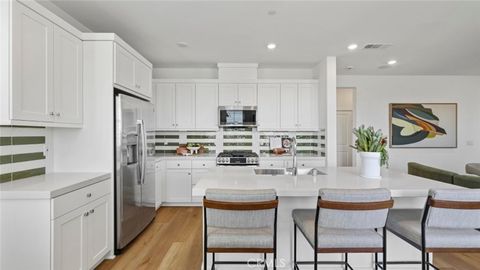 209 Yerba Irvine CA 92618