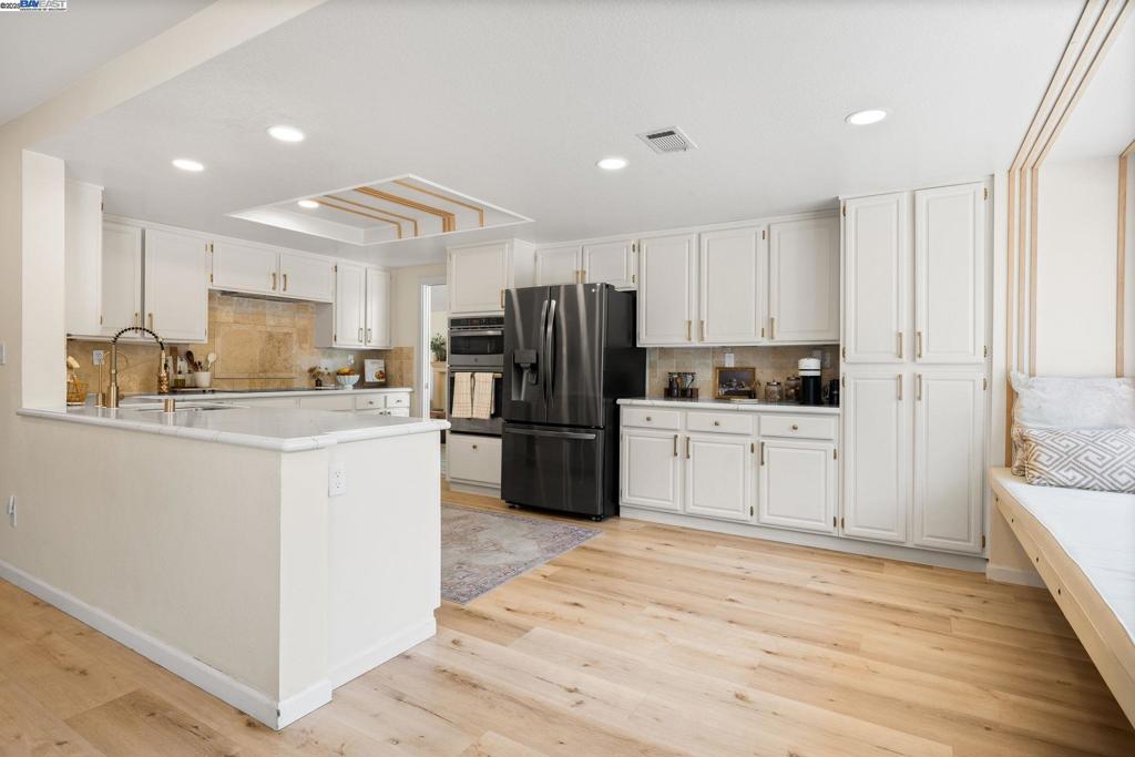 CROW CANYON - Residential