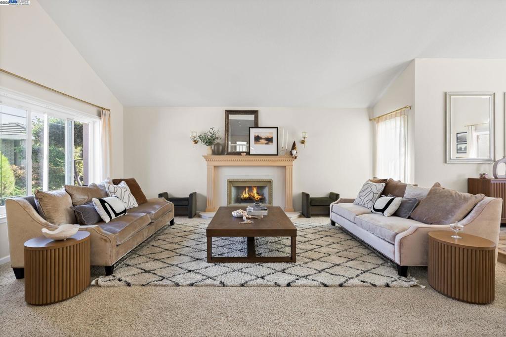 CROW CANYON - Residential